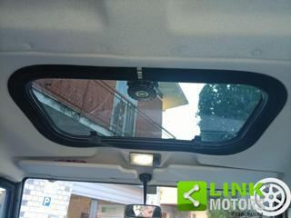 LAND ROVER Defender usata 10