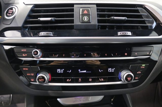 BMW X3 usata, con Sensori di parcheggio posteriori