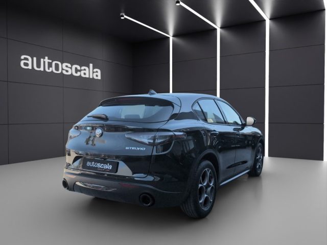 ALFA ROMEO Stelvio usata, con Cerchi in lega