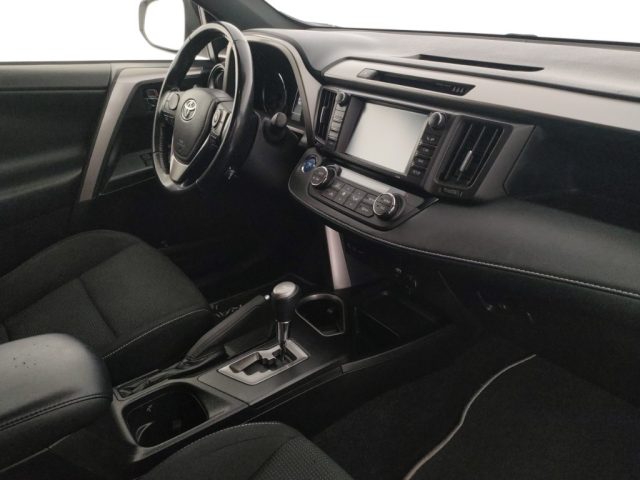 TOYOTA RAV 4 usata, con Fendinebbia