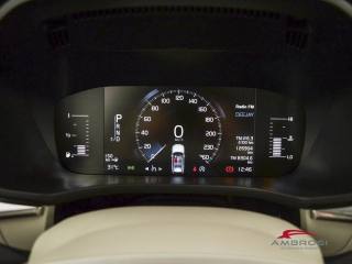VOLVO XC60 usata 12