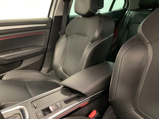 RENAULT Megane usata, con Servosterzo