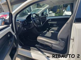 VOLKSWAGEN up! usata, con Controllo automatico clima
