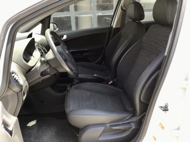 OPEL Corsa usata, con Chiusura centralizzata