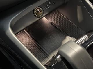 VOLVO XC40 usata, con Volante in pelle