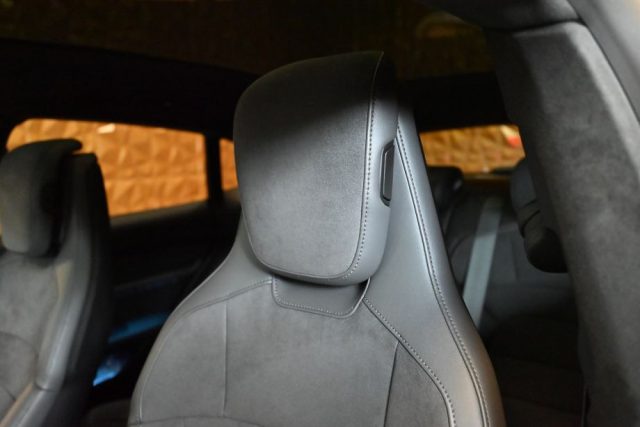 PORSCHE Taycan usata 52