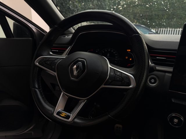 RENAULT Captur usata, con Autoradio digitale