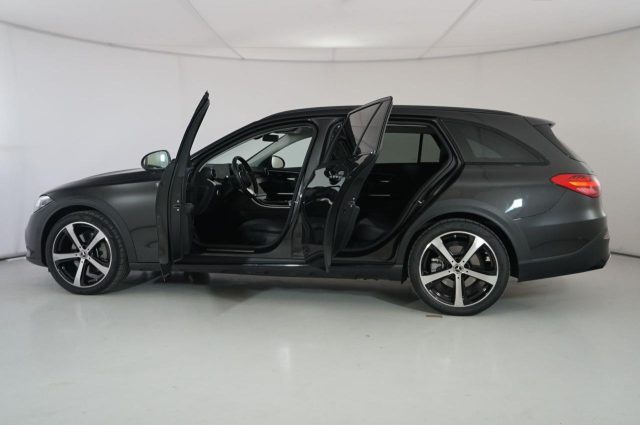 MERCEDES-BENZ C 220 usata, con Autoradio digitale
