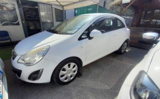 OPEL Corsa usata, con Airbag laterali