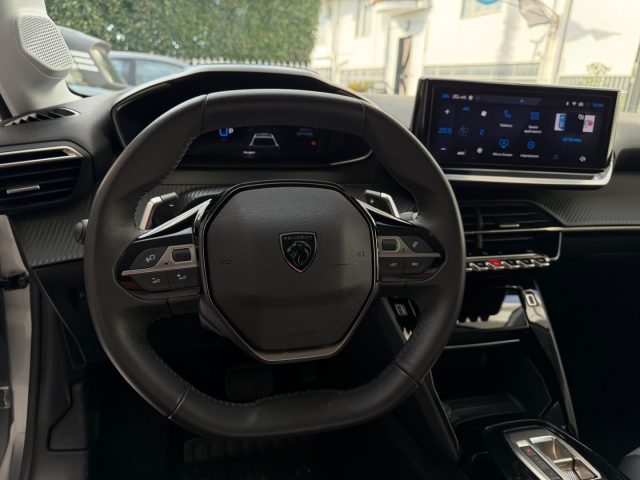 PEUGEOT 208 usata, con Airbag testa