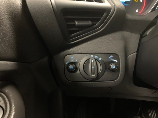 FORD Kuga usata, con USB