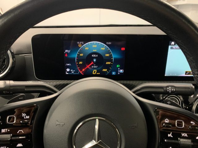 MERCEDES-BENZ CLA 180 usata, con Vetri oscurati
