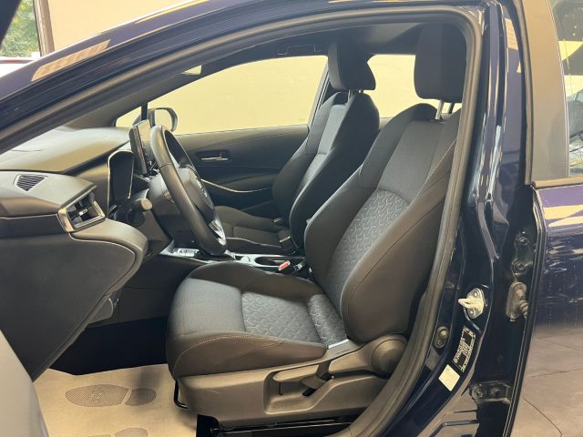 TOYOTA Corolla usata, con Cerchi in lega