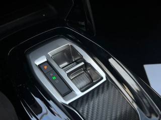 PEUGEOT 208 usata, con Volante in pelle
