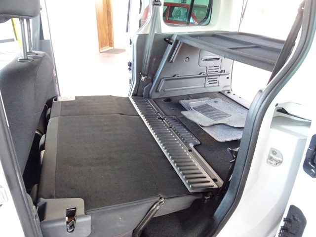 RENAULT Kangoo usata, con Servosterzo