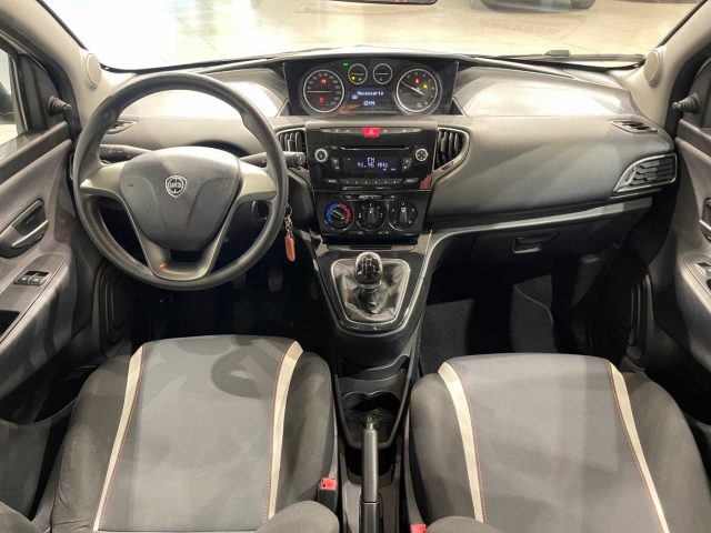LANCIA Ypsilon usata, con Sedile posteriore sdoppiato