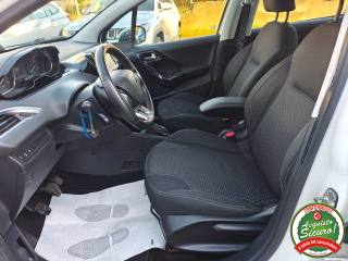 PEUGEOT 208 usata, con Cerchi in lega