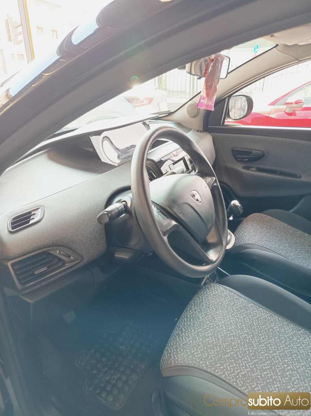 LANCIA Ypsilon usata, con Immobilizzatore elettronico