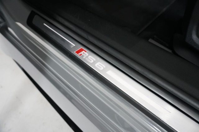 AUDI RS6 usata, con Regolazione elettrica sedili