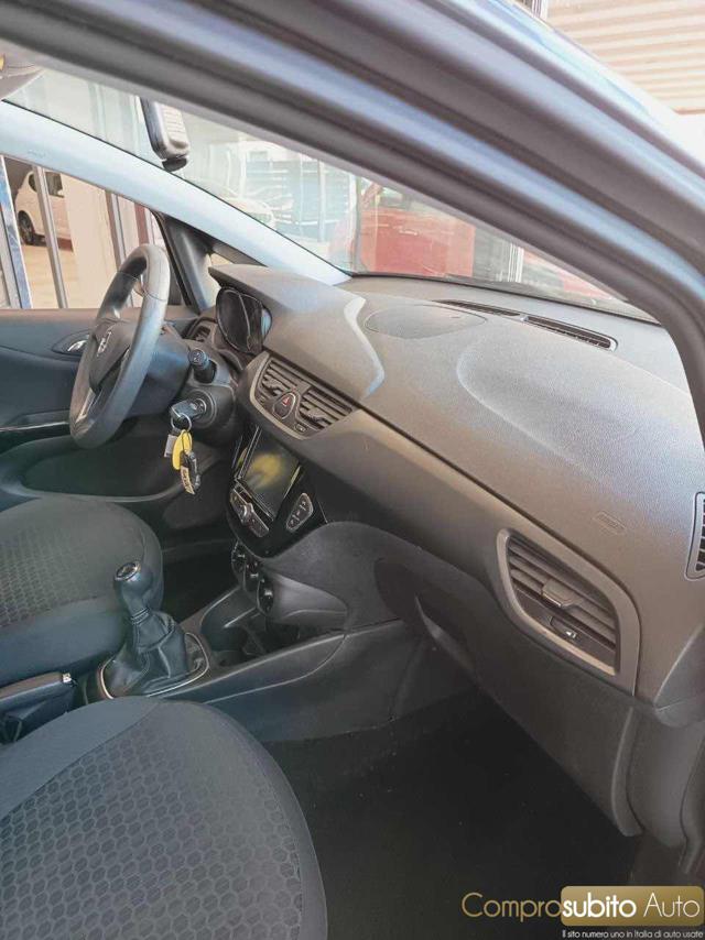 OPEL Corsa usata, con ESP