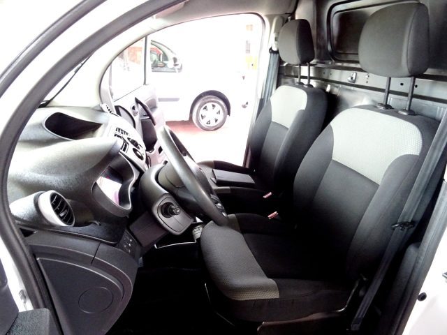 RENAULT Kangoo usata, con Boardcomputer