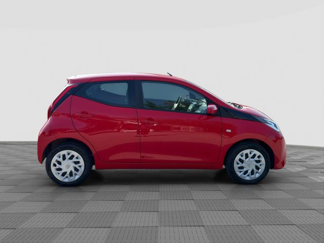 TOYOTA Aygo usata 5