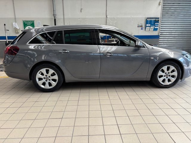 OPEL Insignia usata, con Airbag Passeggero