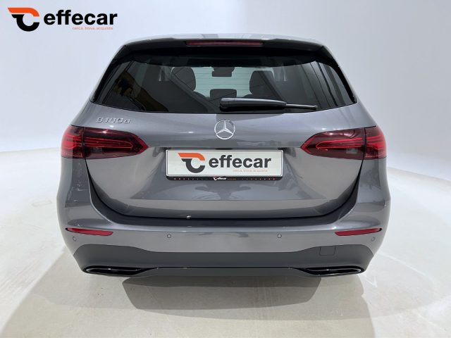 MERCEDES-BENZ B 180 usata, con Alzacristalli elettrici