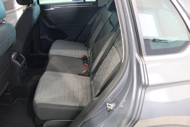 VOLKSWAGEN Tiguan usata, con Specchietti laterali elettrici