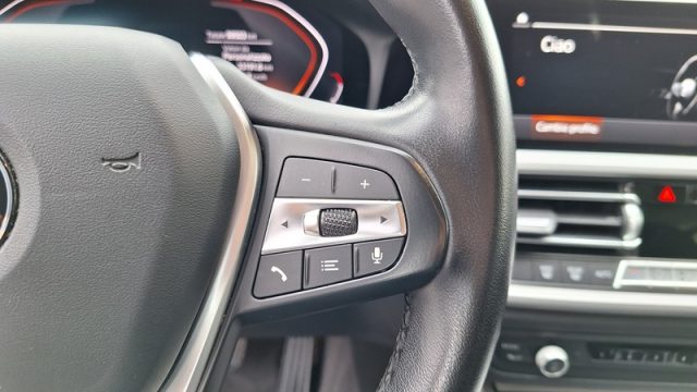 BMW 320 usata, con Portellone posteriore elettrico