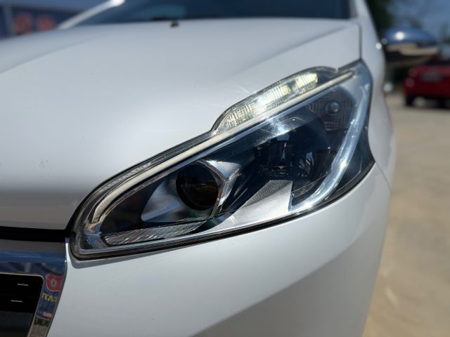 PEUGEOT 208 usata, con Controllo trazione