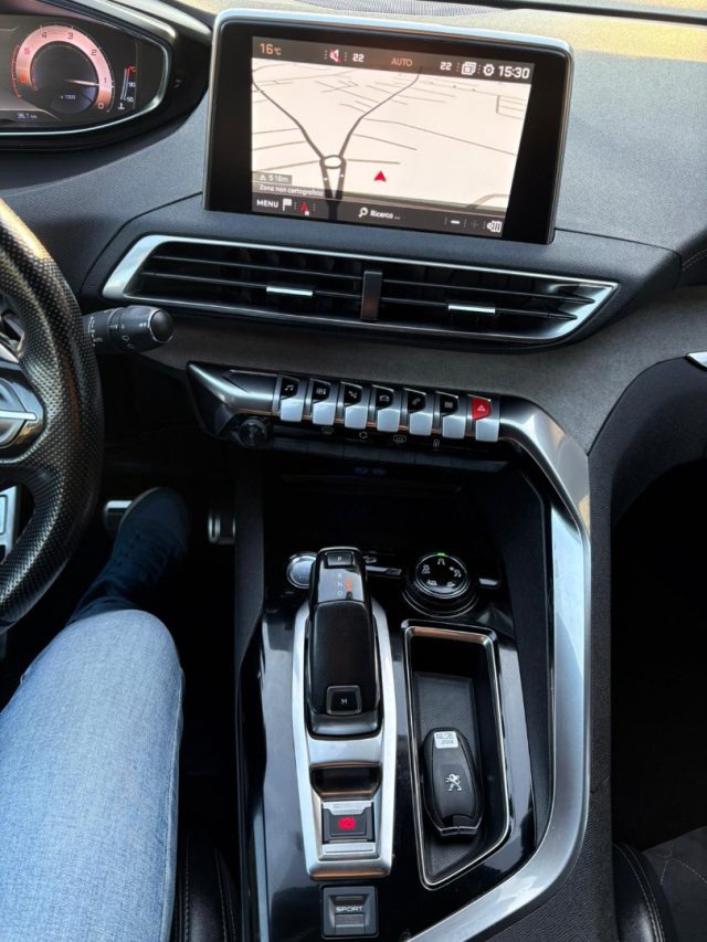 PEUGEOT 3008 usata, con Fari Xenon