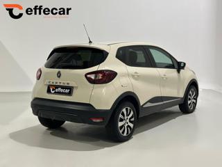 RENAULT Captur usata, con Autoradio