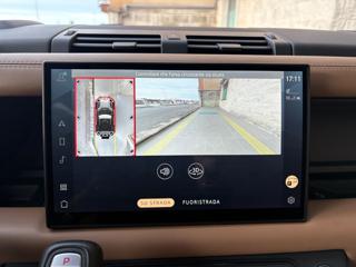 LAND ROVER Defender usata, con Isofix