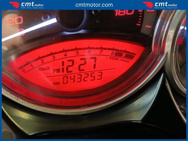 YAMAHA T-Max 500 usata 4