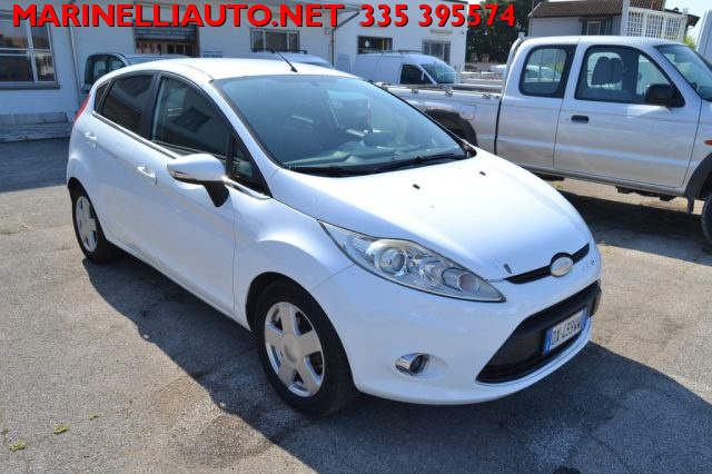 FORD Fiesta usata, con Autoradio