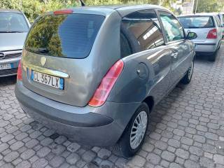 LANCIA Ypsilon usata, con Airbag