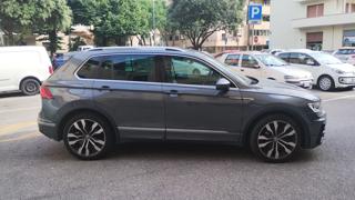 VOLKSWAGEN Tiguan usata, con Autoradio