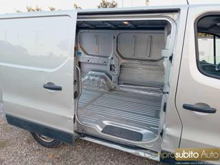 RENAULT Trafic usata, con Specchietti laterali elettrici
