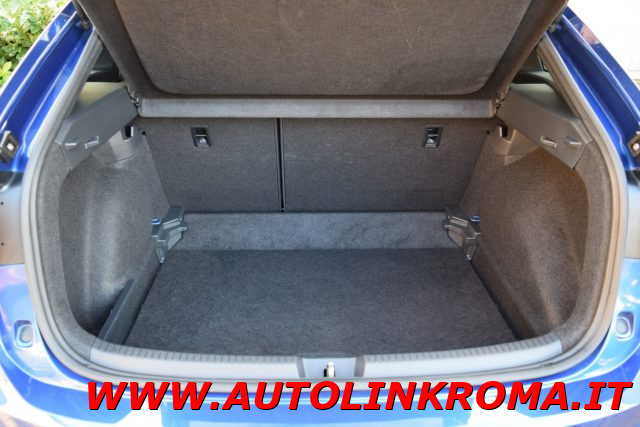 VOLKSWAGEN Taigo usata, con Fendinebbia