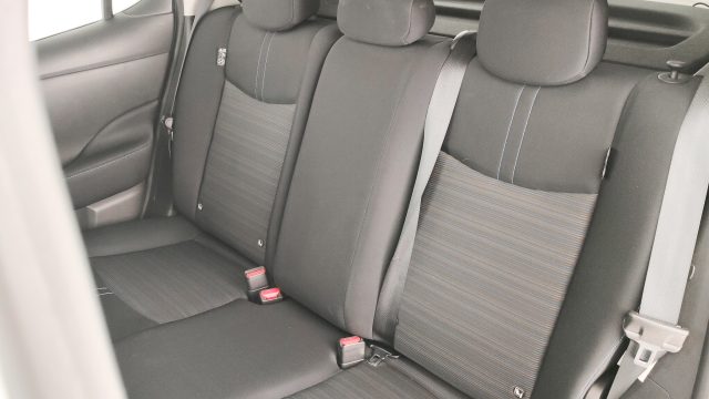 NISSAN Leaf usata, con Specchietto retrovisore con funzione antiabbagliamento