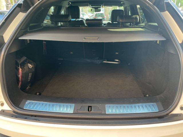 LAND ROVER Range Rover Velar usata, con Fendinebbia