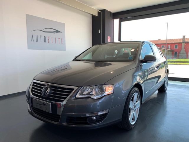 VOLKSWAGEN Passat usata, con Airbag