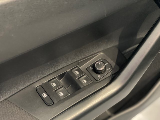 VOLKSWAGEN Polo usata, con Controllo automatico clima