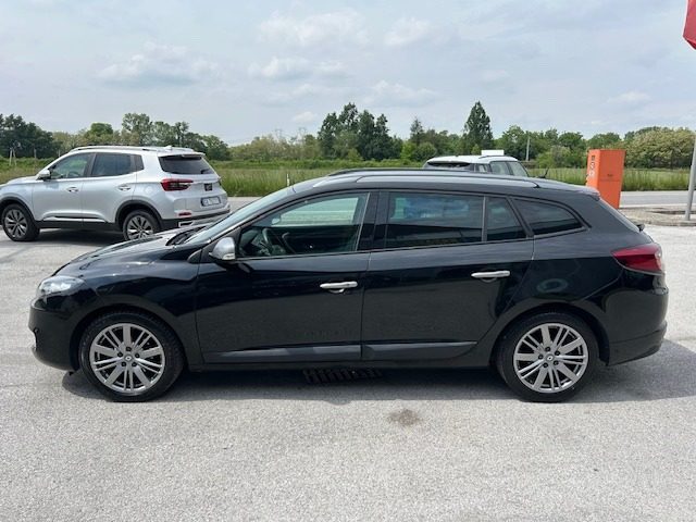RENAULT Megane usata, con Sedile posteriore sdoppiato