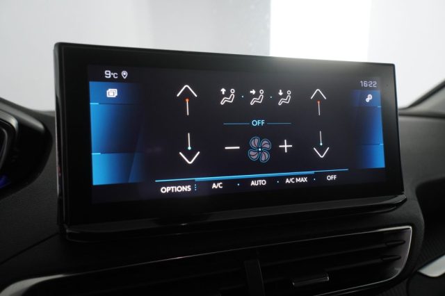 PEUGEOT 3008 usata 10