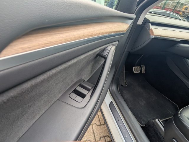 TESLA Model Y usata, con Cruise Control