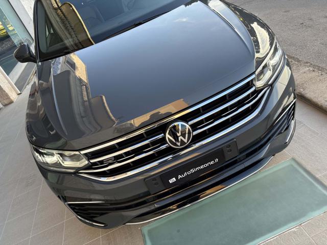 VOLKSWAGEN Tiguan usata, con USB