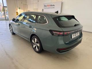 VOLKSWAGEN Passat usata, con Boardcomputer