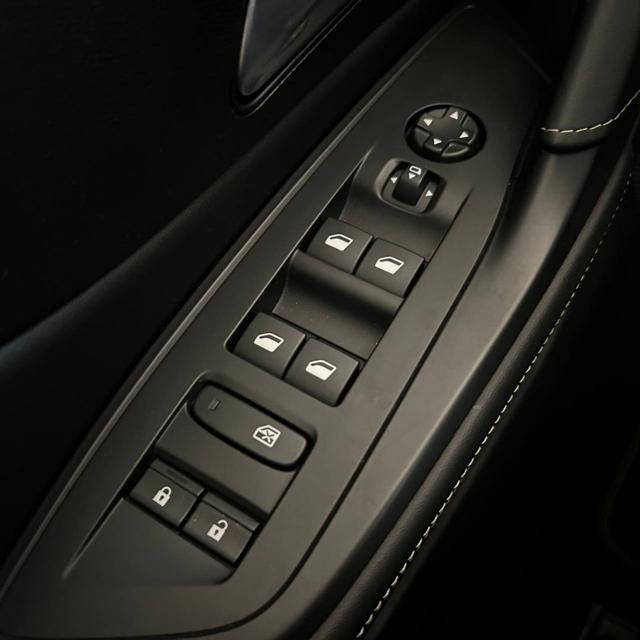PEUGEOT 408 usata, con MP3
